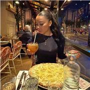 Professeure Particulière Patiente, Pédagogue et Passionnée. Votre Réussite est Ma Priorité !